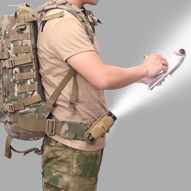 Tactical flashlight waist bag  - Outdoor Adventure Degree recensie en prijs
